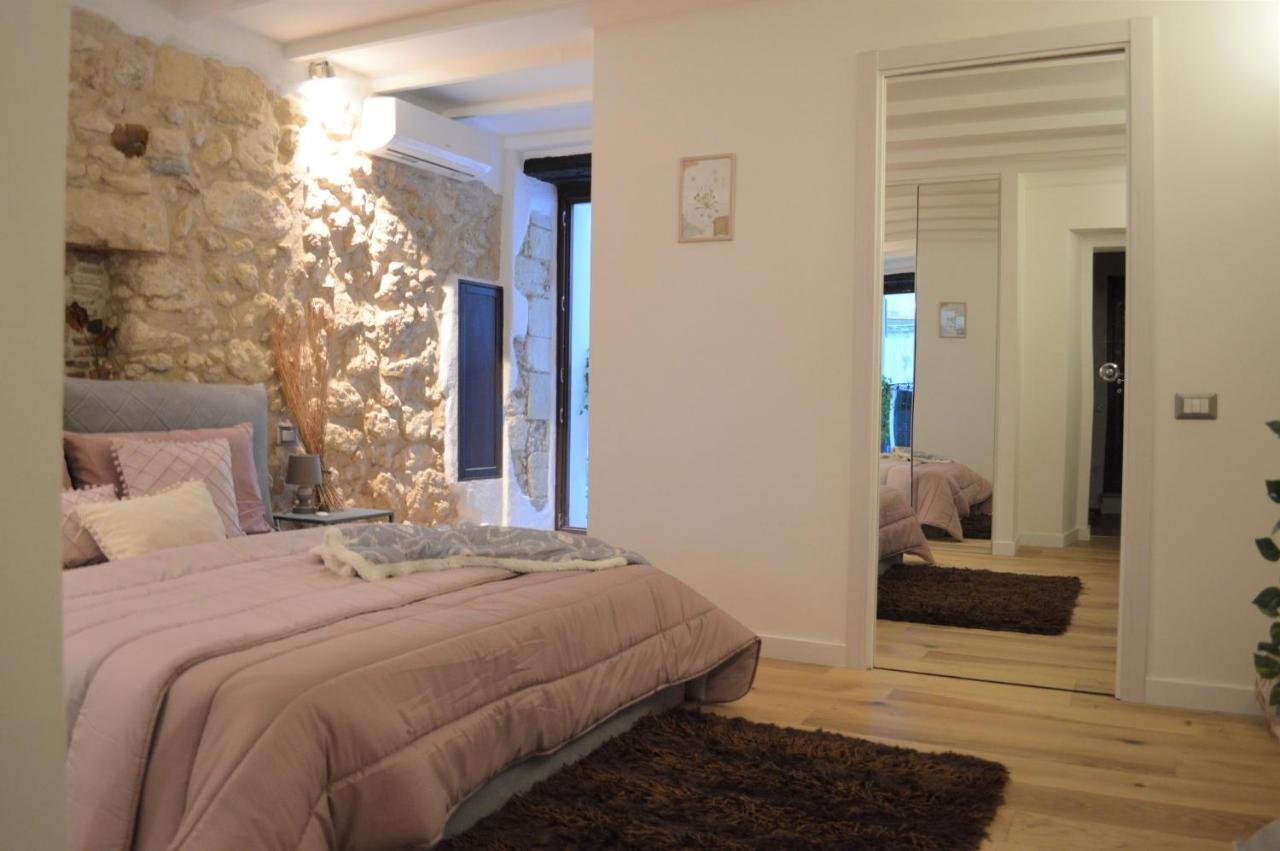 Domu 600 - Suite Mini Appartamento Cagliari Centro Storico Exteriér fotografie