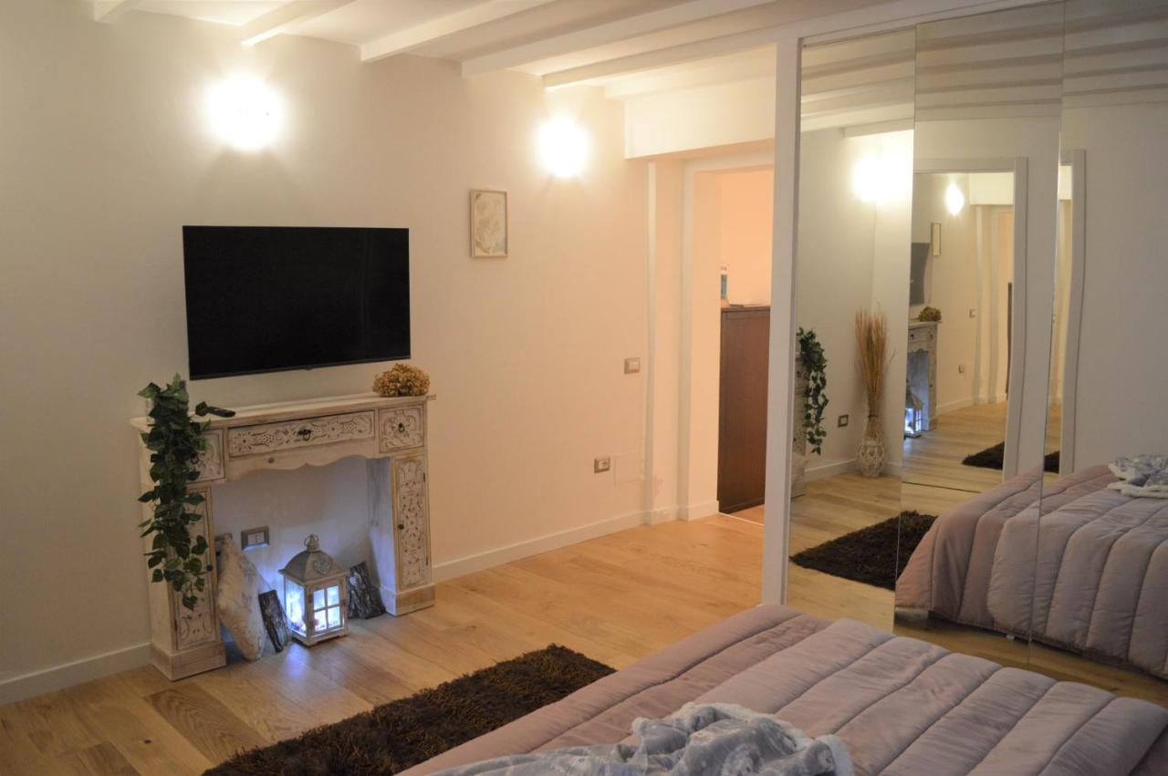 Domu 600 - Suite Mini Appartamento Cagliari Centro Storico Exteriér fotografie