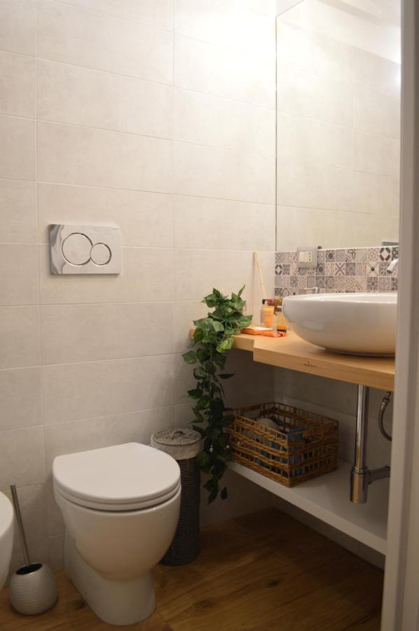 Domu 600 - Suite Mini Appartamento Cagliari Centro Storico Exteriér fotografie
