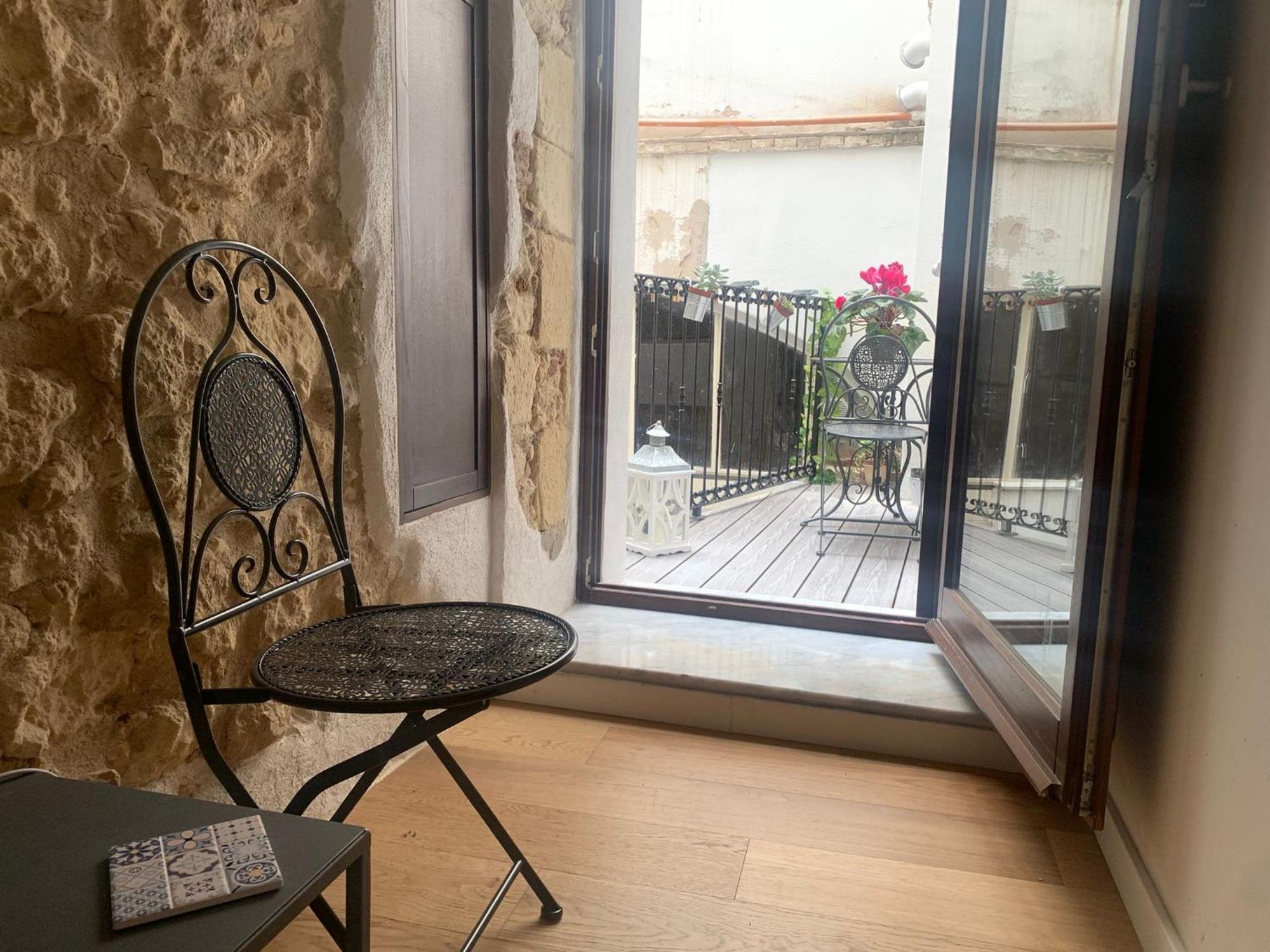 Domu 600 - Suite Mini Appartamento Cagliari Centro Storico Exteriér fotografie